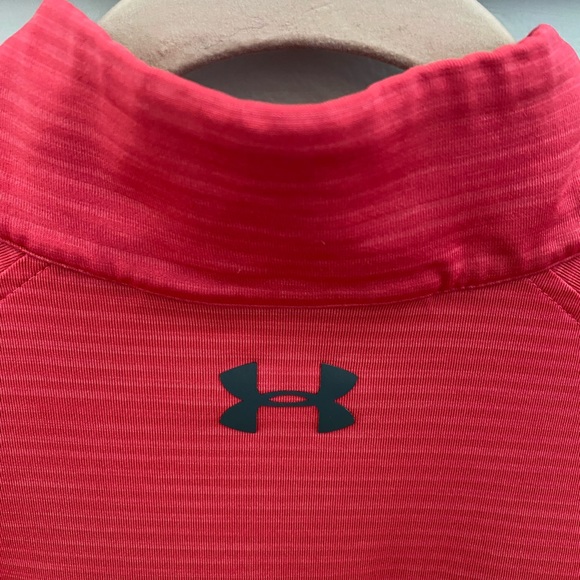 Men’s UA Tech Loose Fit 1/2 Zip. Size L - Picture 4 of 6